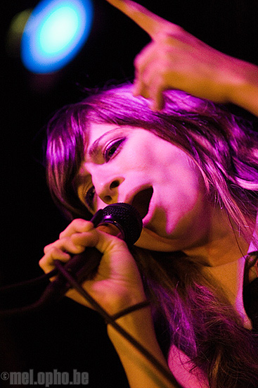 Nicole Atkins and the Sea at Great Scott, November 15, 2007. Photo by Joshua Bean.