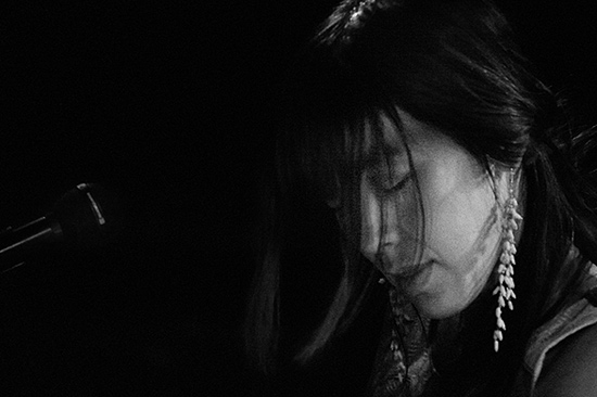 Blonde Redhead at Paradise Rock Club, January 20, 2008. Photo by Joshua Bean.