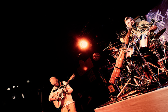 Xavier Rudd at Paradise Rock Club, January 30, 2008. Photo by Joshua Bean.