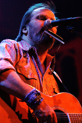 Steve Earle at Paradiso, January 31, 2008. Photo by Beana Bern.