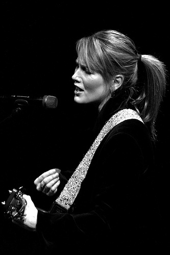 Steve Earle at Paradiso, January 31, 2008. Photo by Beana Bern.