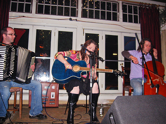 Crystin Byrd at Mississippi Pizza, March 1, 2008. Photo by Ellen Lodine.