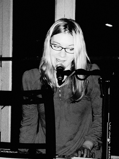 Crystin Byrd at Mississippi Pizza, March 1, 2008. Photo by Ellen Lodine.