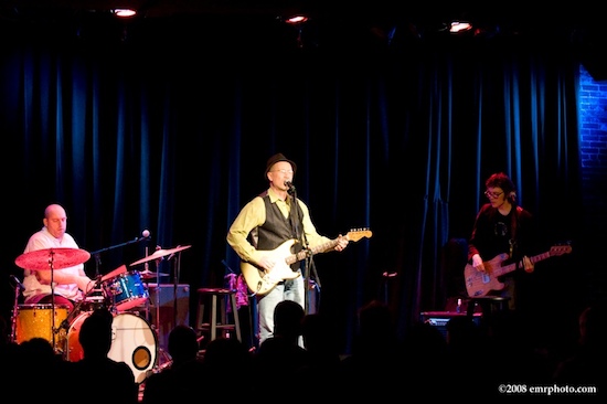 Marshall Crenshaw at The Center for Arts in Natick, March 1, 2008. Photo by Ed Rudman.