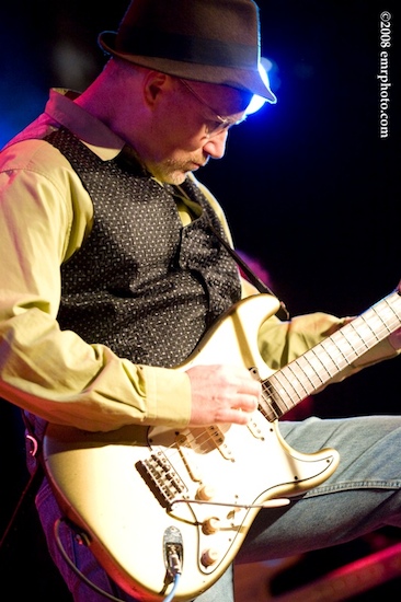 Marshall Crenshaw at The Center for Arts in Natick, March 1, 2008. Photo by Ed Rudman.
