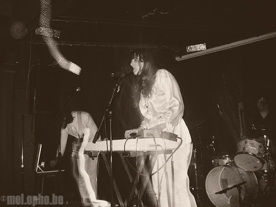 Beach House at Chop Suey, March 18, 2008. Photo by Kelly Davidson.