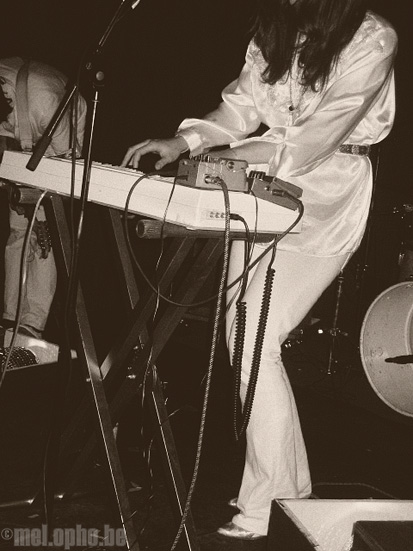 Beach House at Chop Suey, March 18, 2008. Photo by Kelly Davidson.