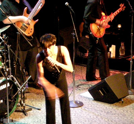 Bettye LaVette at Dmitriou's Jazz Alley, March 19, 2008. Photo by Nicole Kristek.
