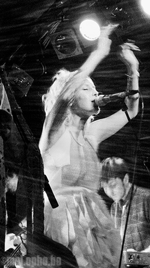 Tilly and the Wall at The Knitting Factory, March 21, 2008. Photo by Anna Gillespie.