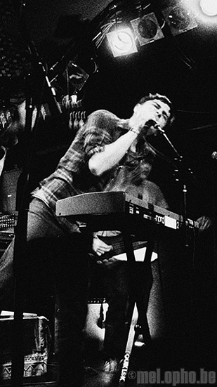 Capgun Coup at The Knitting Factory, March 21, 2008. Photo by Anna Gillespie.