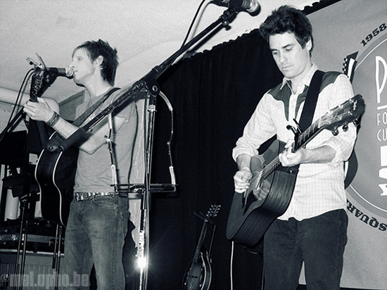 The Brilliant Inventions at Club Passim, April 5, 2008. Photo by Jenny Rushlow.