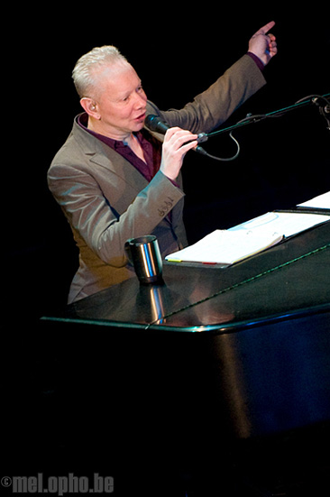 Joe Jackson at Calvin Theatre, April 5, 2008. Photo by Ed Rudman.