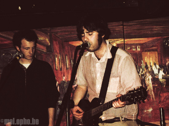 Moondoggies at Sunset Tavern, April 14, 2008. Photo by Marion Clinton.
