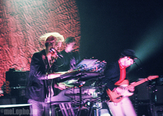Hot Chip at The Vic Theatre, April 17, 2008. Photo by Eryn Karpinski.