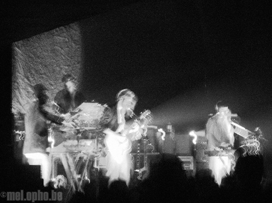 Hot Chip at The Vic Theatre, April 17, 2008. Photo by Eryn Karpinski.