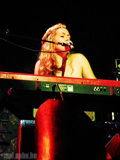Hush Sound at Roseland Ballroom, May 8, 2008. Photo by Anna Gillespie.