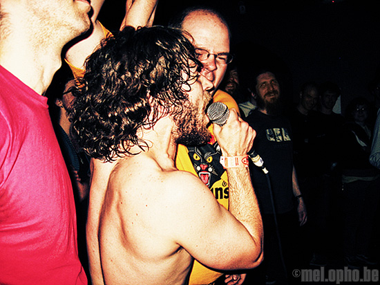 We Versus the Shark at Middle East Downstairs, May 17, 2008. Photo by Jenny Rushlow.