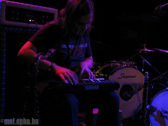 Dosh at Nectar Lounge, June 11, 2008. Photo by Marion Clinton.