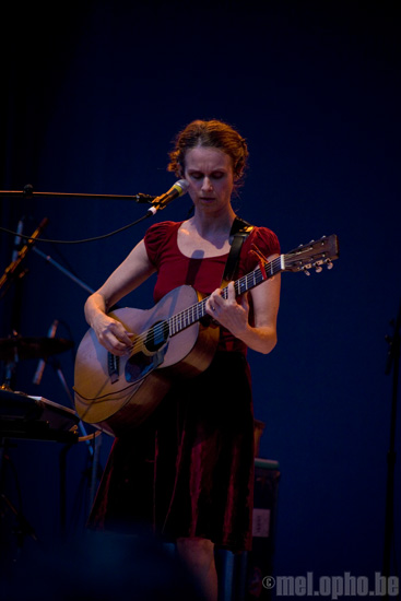 Juana Molina at Prospect Park, July 9, 2008. Photo by Ari Sommer.
