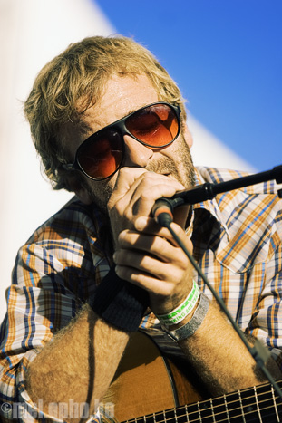 Trampled by Turtles at Pendarvis Farm, August 2, 2008. Photo by Joshua Bean and Raul Moreno.