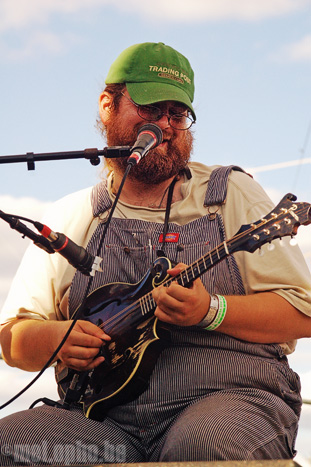 Trampled by Turtles at Pendarvis Farm, August 2, 2008. Photo by Joshua Bean and Raul Moreno.