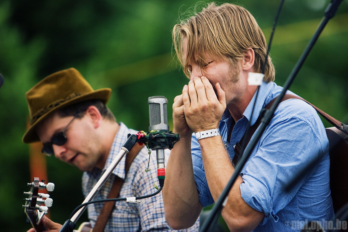 Hackensaw Boys at Pendarvis Farm, August 2, 2008. Photo by Joshua Bean and Raul Moreno.