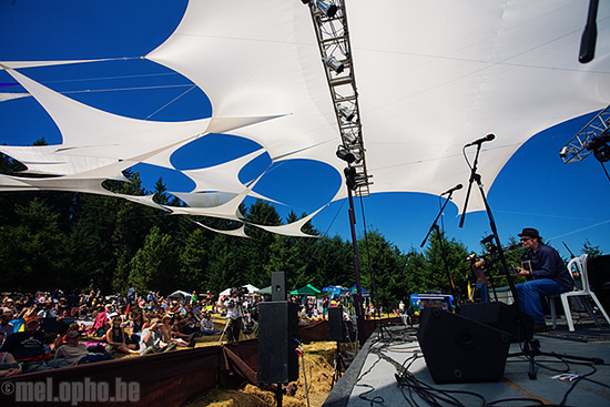 Justin Townes Earle at Pendarvis Farm, August 3, 2008. Photo by Joshua Bean and Raul Moreno.