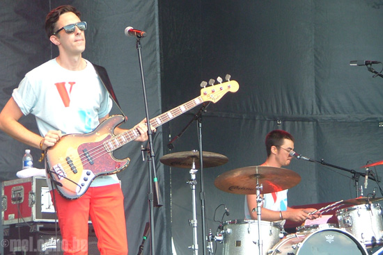 Sia at Liberty State Park, August 9, 2008. Photo by Devine Barry.