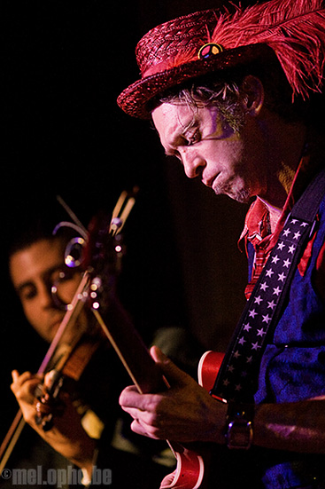 Squirrel Nut Zippers at Wonder Ballroom, August 14, 2008. Photo by Joshua Bean.