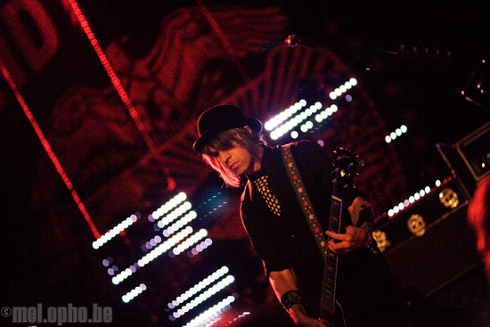 The Dandy Warhols at Wilbur Theatre, September 16, 2008. Photo by Ari Sommer and Joshua Bean.