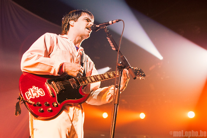 Weezer at Tsongas Arena, September 23, 2008. Photo by Joshua Bean.