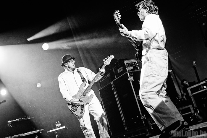 Weezer at Tsongas Arena, September 23, 2008. Photo by Joshua Bean.