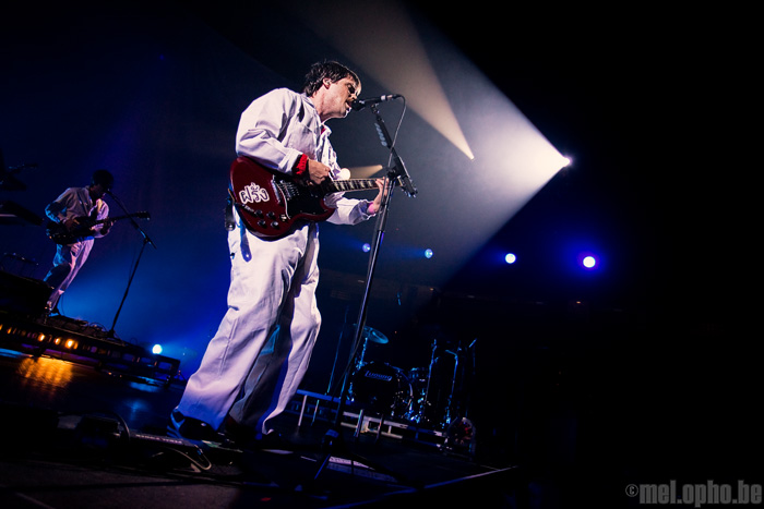 Weezer at Tsongas Arena, September 23, 2008. Photo by Joshua Bean.