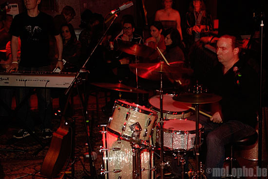 Mike Viola and the Major Labels at Lizard Lounge, September 27, 2008. Photo by Mike D.