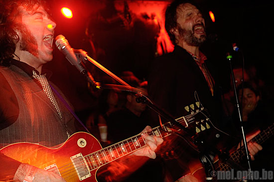 Mike Viola and the Major Labels at Lizard Lounge, September 27, 2008. Photo by Mike D.