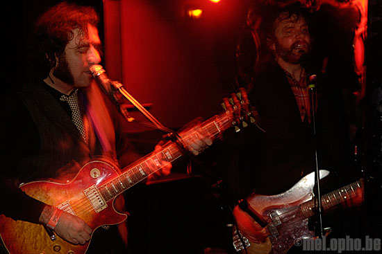 Mike Viola and the Major Labels at Lizard Lounge, September 27, 2008. Photo by Mike D.