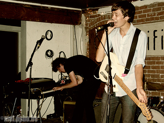 The Morning Benders at Modified Arts, September 29, 2008. Photo by Meagan Bialostosky.