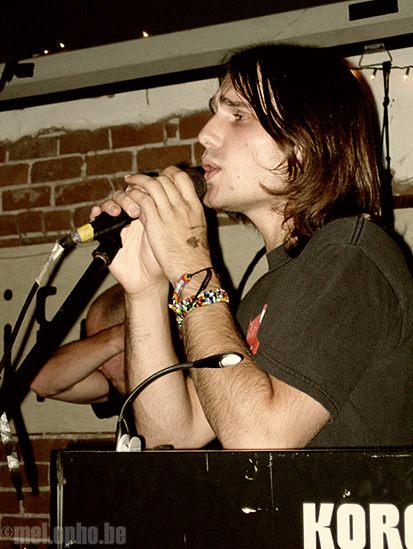 Walter Meego at Modified Arts, September 29, 2008. Photo by Meagan Bialostosky.