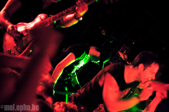 Pendulum at Middle East Downstairs, October 1, 2008. Photo by Ari Sommer.