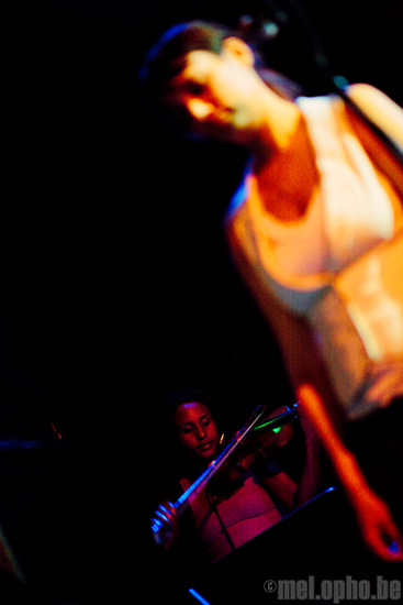 Undisputed Heavyweights at Bowery Ballroom, October 14, 2008. Photo by Ari Sommer.