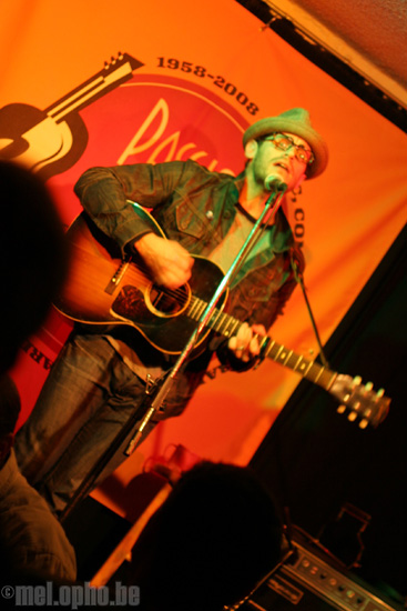 Josh Joplin at Club Passim, October 25, 2008. Photo by Jenny Rushlow.