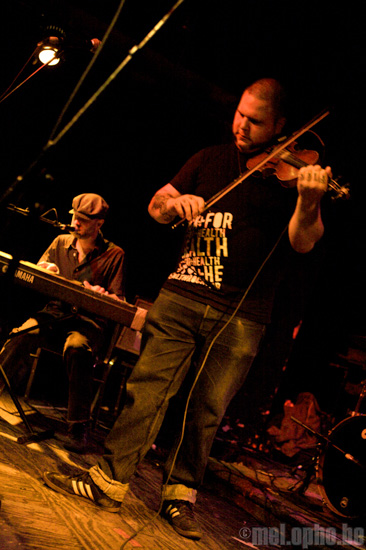 MG Lederman at Middle East Upstairs, October 26, 2008. Photo by Beth Freeman Doreian.