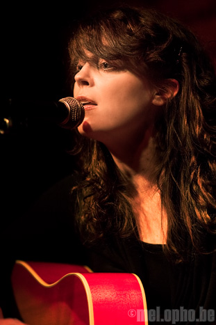 Kim Taylor at Great Scott, November 13, 2008. Photo by Joshua Bean.