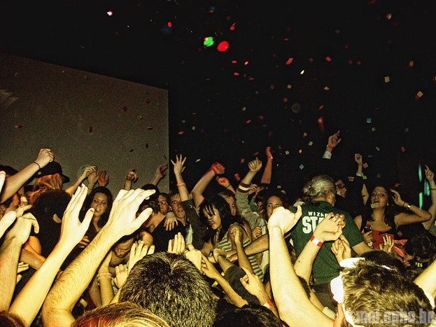Girl Talk at Showcase Live, November 14, 2008. Photo by Seth Wolfman.