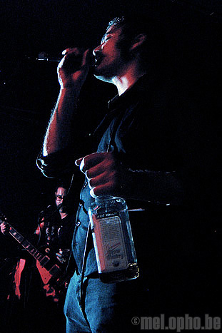 The Giraffes at Mercury Lounge, November 15, 2008. Photo by Anna Gillespie.
