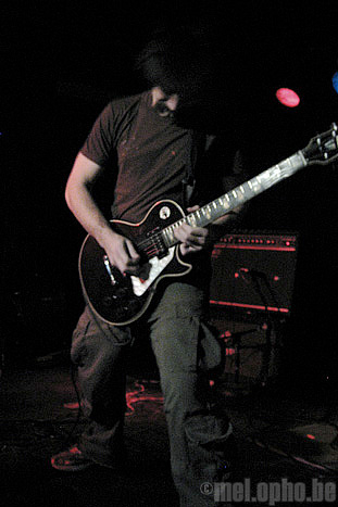 Goes Cube at Mercury Lounge, November 15, 2008. Photo by Anna Gillespie.