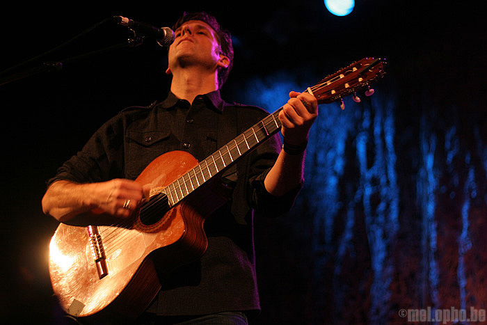 Calexico at Somerville Theatre, November 16, 2008. Photo by Jenny Rushlow.