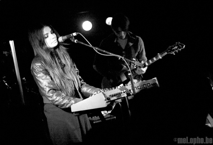 School of Seven Bells at Middle East Downstairs, November 18, 2008. Photo by Beth Freeman Doreian.