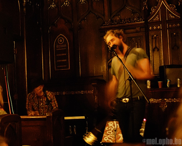Phosphorescent at First Unitarian Church, November 22, 2008. Photo by Marie Forgeard.