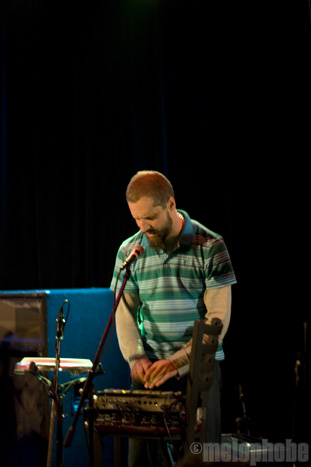 Curumin at Nectar Lounge, January 24, 2009. Photo by Nicole Kristek.